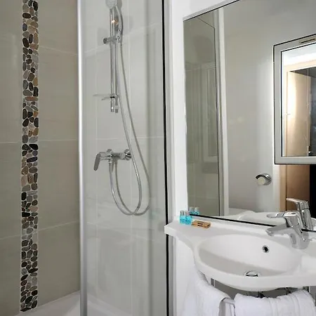 Hôtel&résidence Albertville 2*