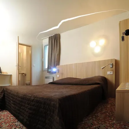 Hôtel&résidence Albertville Hotel Tournon-sur-Rhône